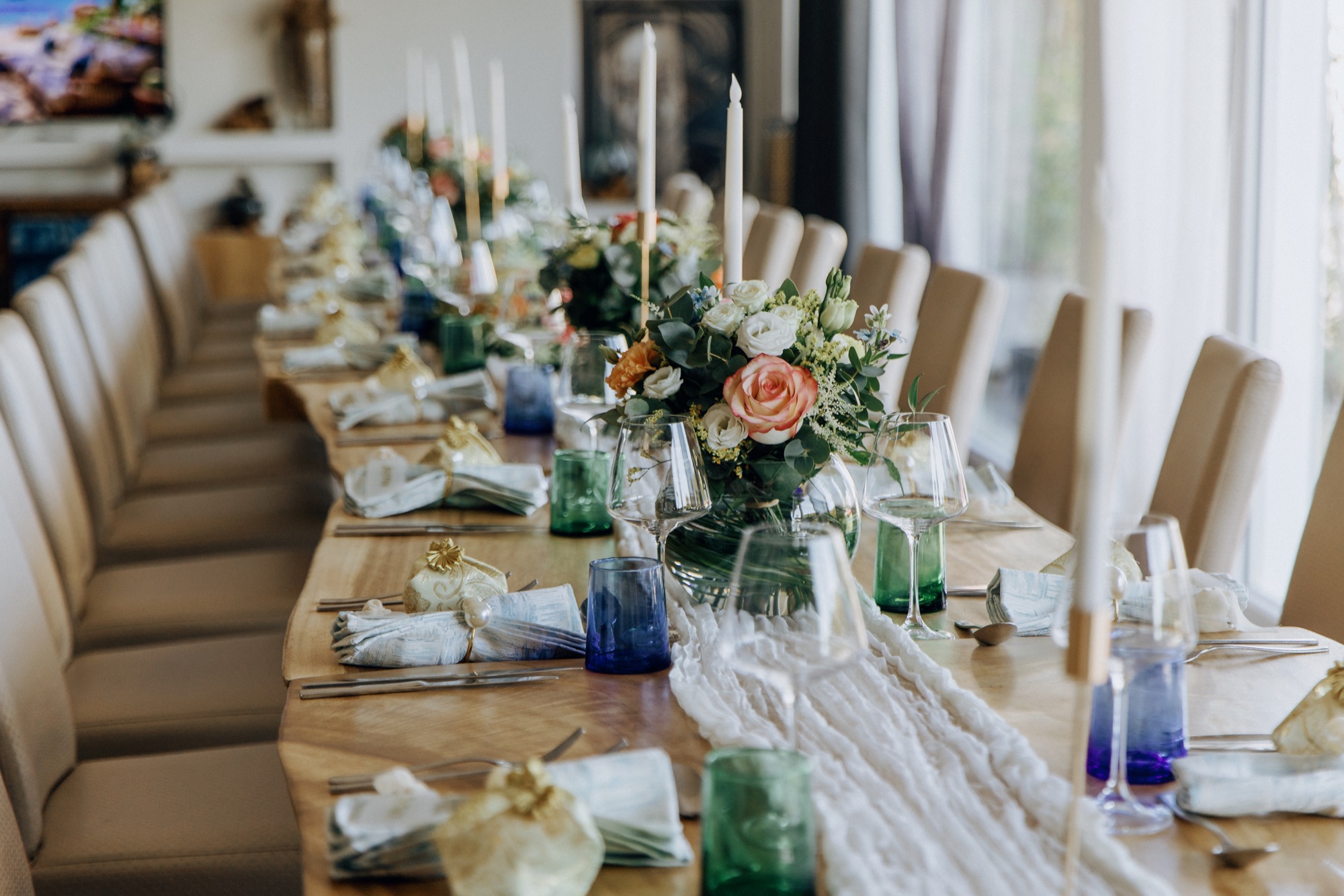 Elegant reception table for a destination wedding in France