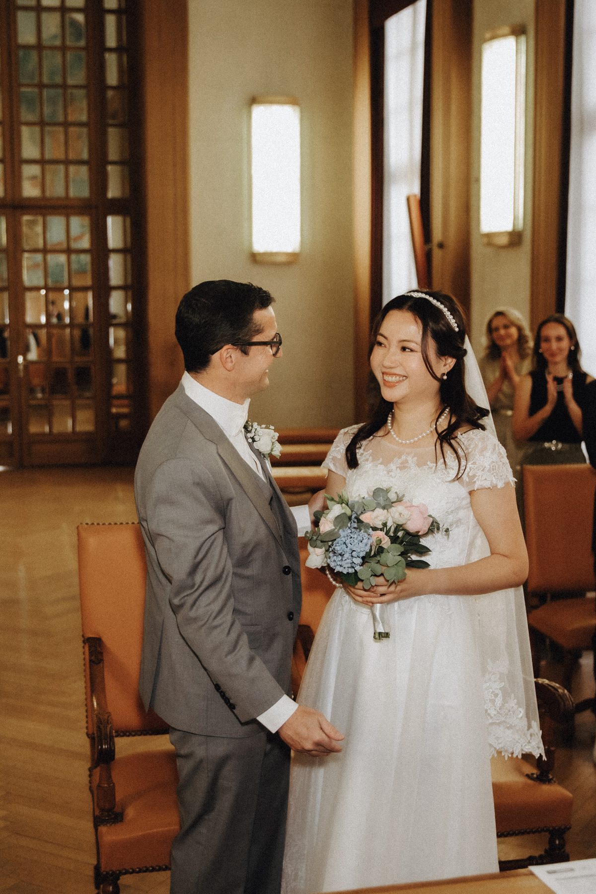 Mariage civil au Jardin du Luxembourg a Paris - photo 3