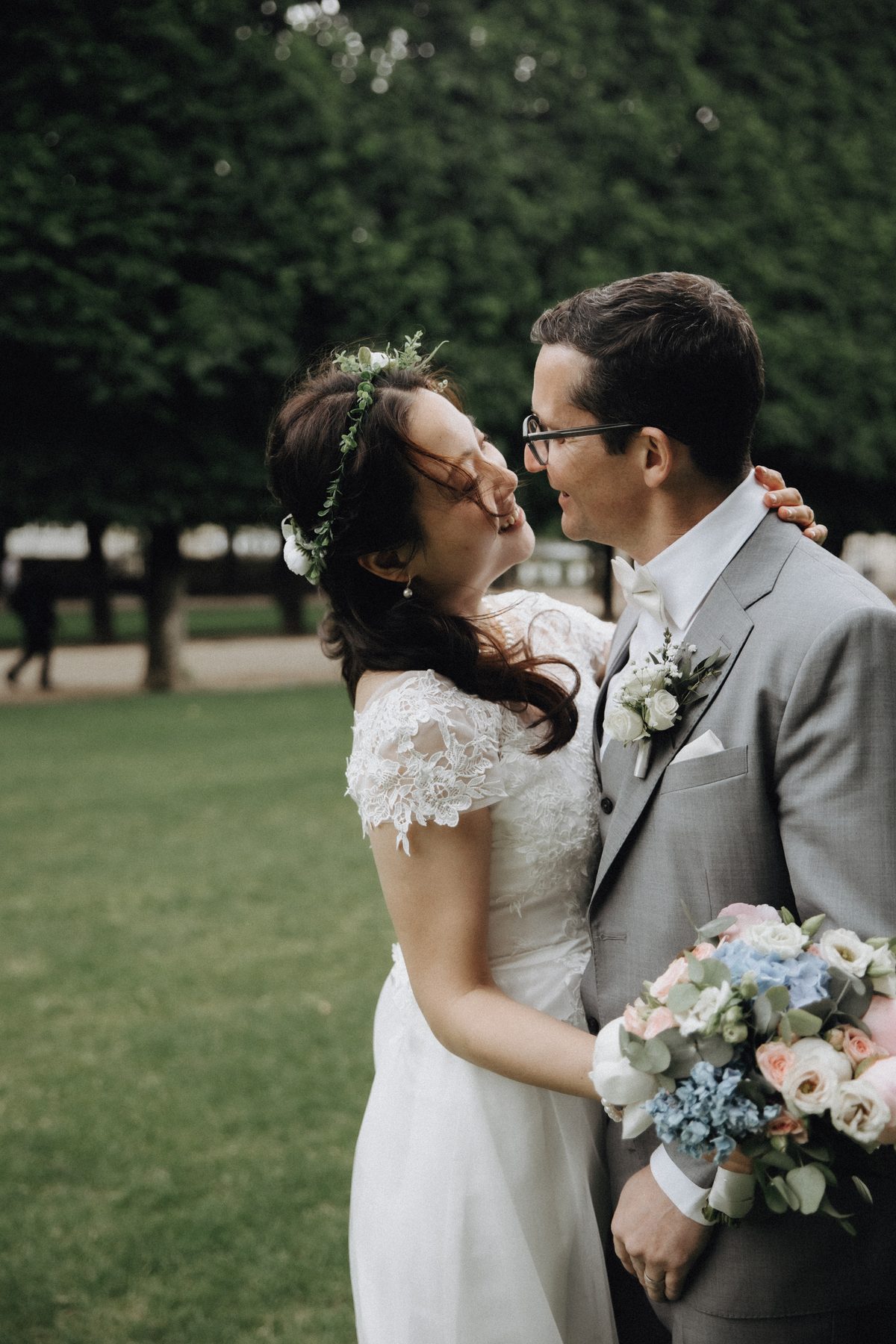 Mariage civil au Jardin du Luxembourg a Paris - photo 9
