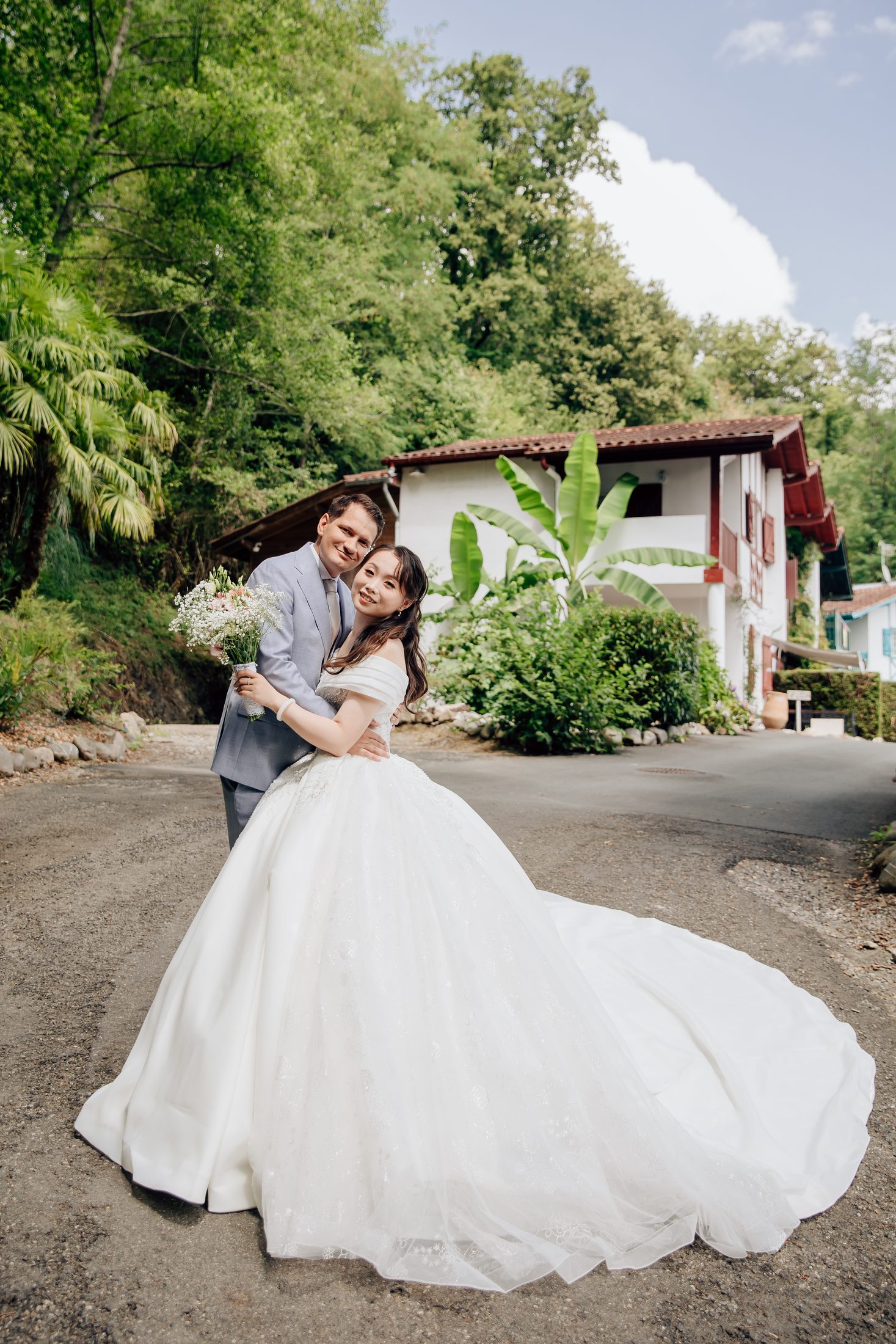 Mariage champêtre de Zhiyao et Benoit à La Bastide-Clairence au Pays Basque