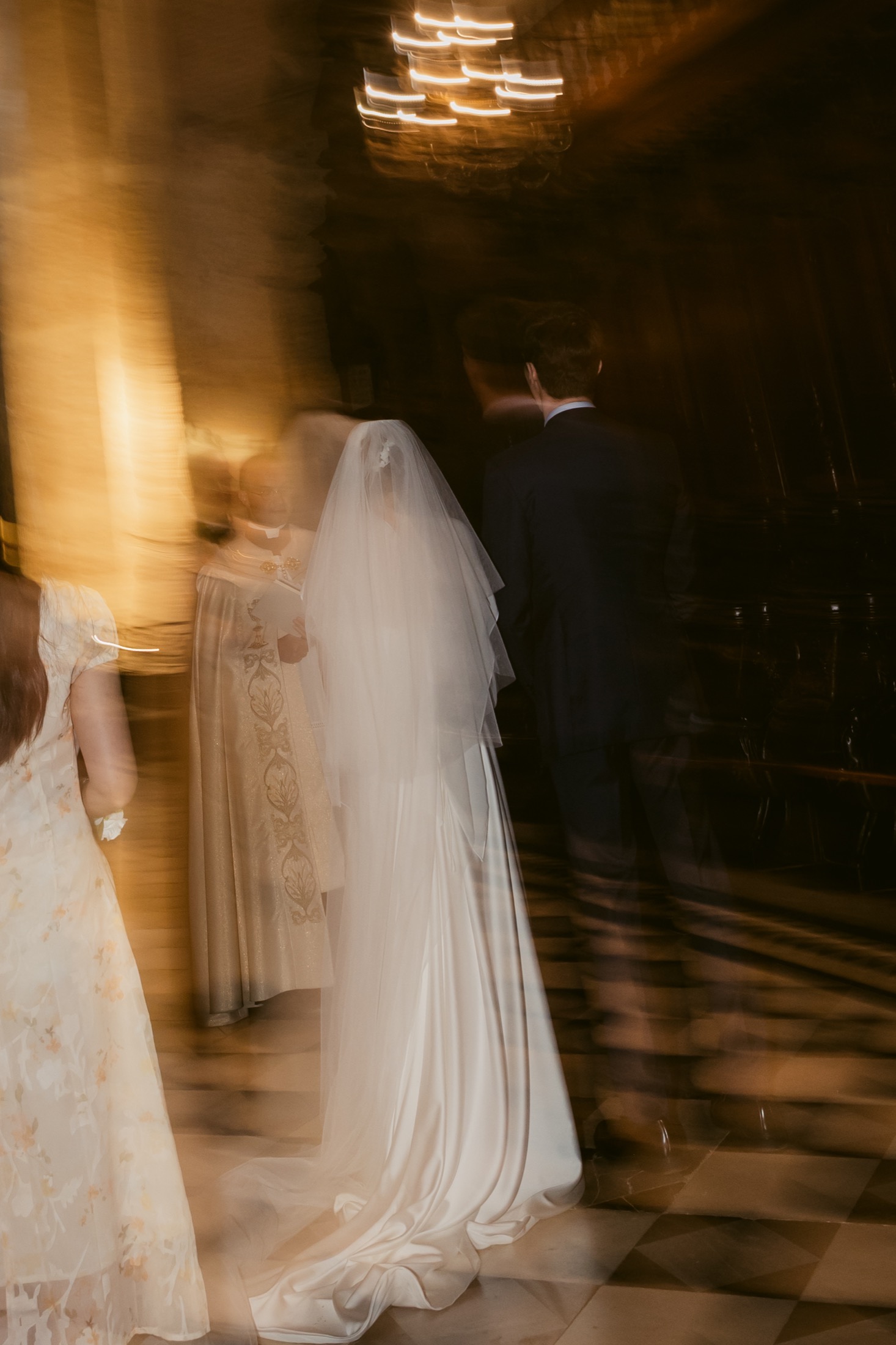 Photo de mariage documentaire - regard naturel et élégant